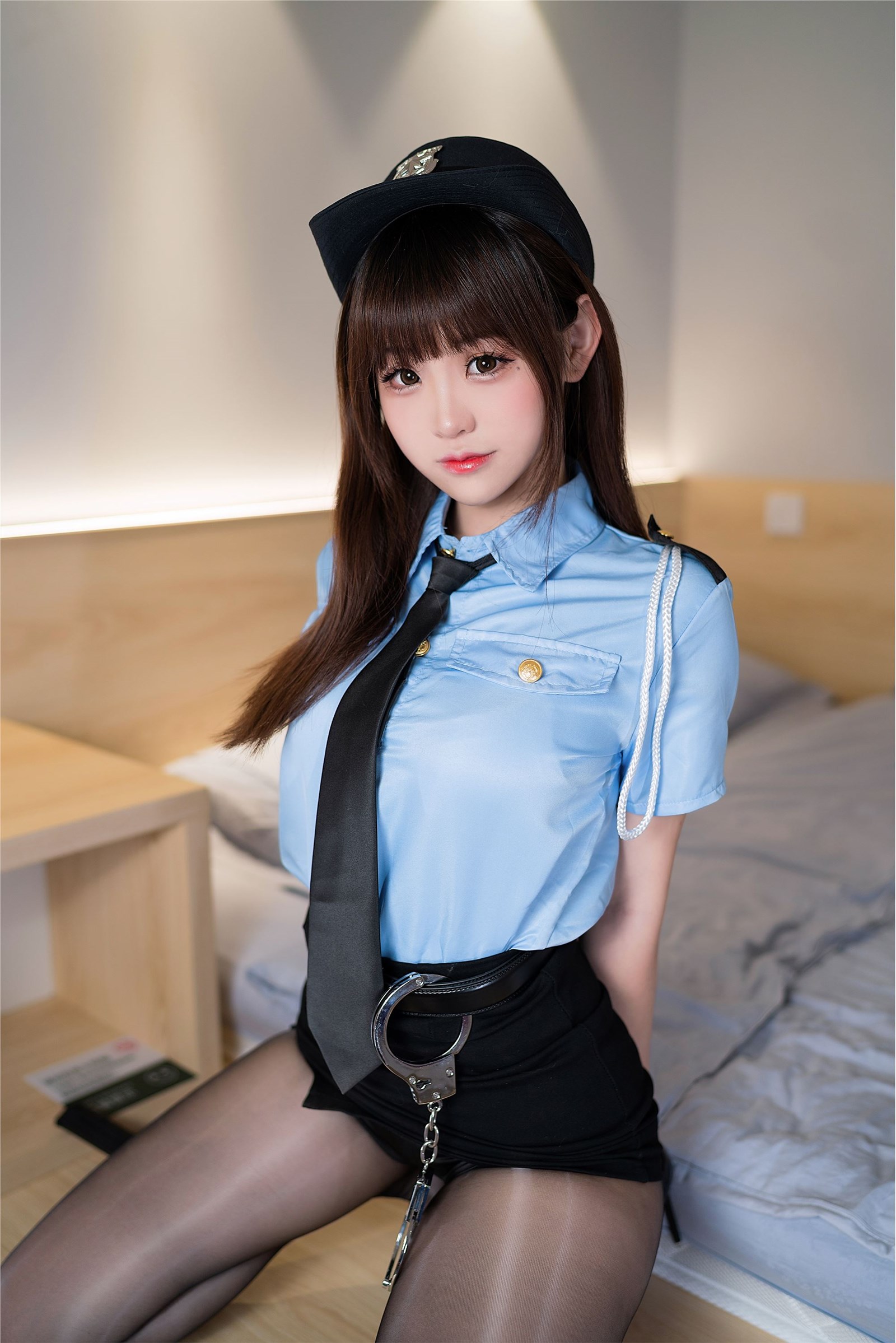 002 miko酱ww - 女警制服 让我保护你(32)